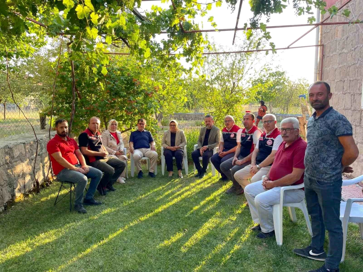 AK Parti Milletvekili Ayşe Böhürler, Boyacıköy Mahallesi’ni ziyaret etti