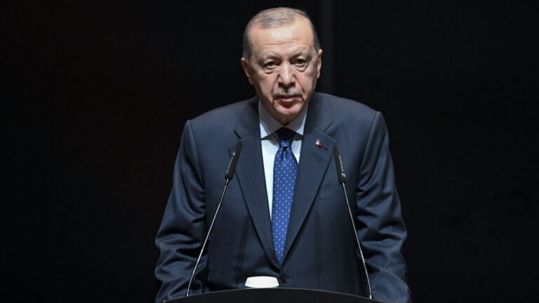erdogandan-tusiad-aciklamasi-haddini-asti-provokasyon-kokuyor-92hBsct9.jpg
