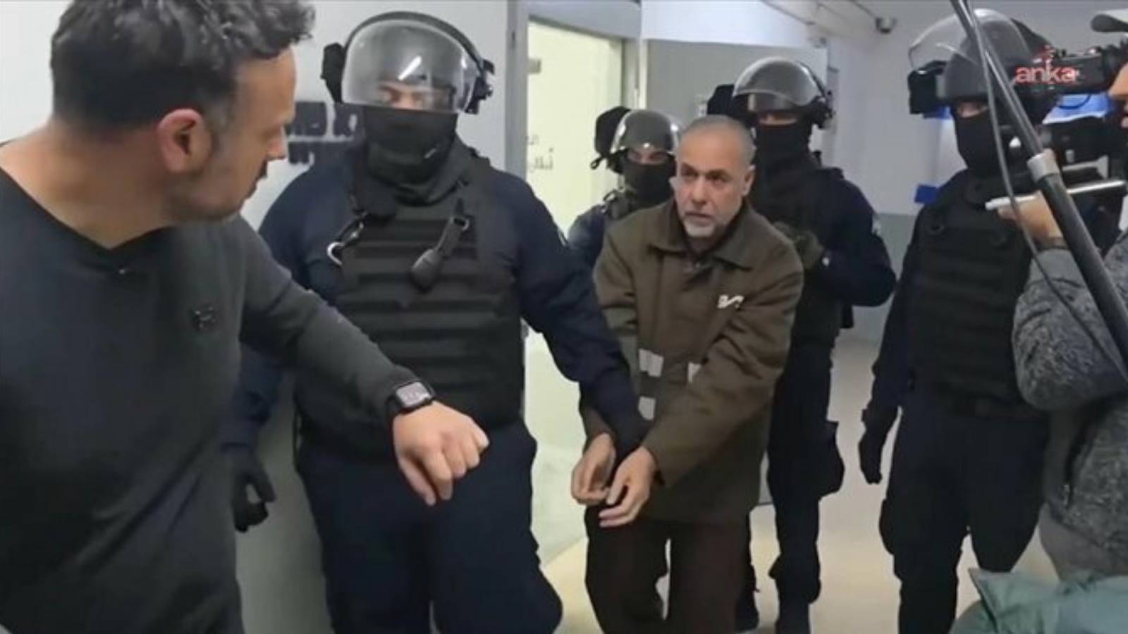 phri filistinli doktor husam ebu safiyye 25 kilo kaybetti uyuz ve kalp hastaligina ragmen tedavi edilmiyor fXnnZrrq