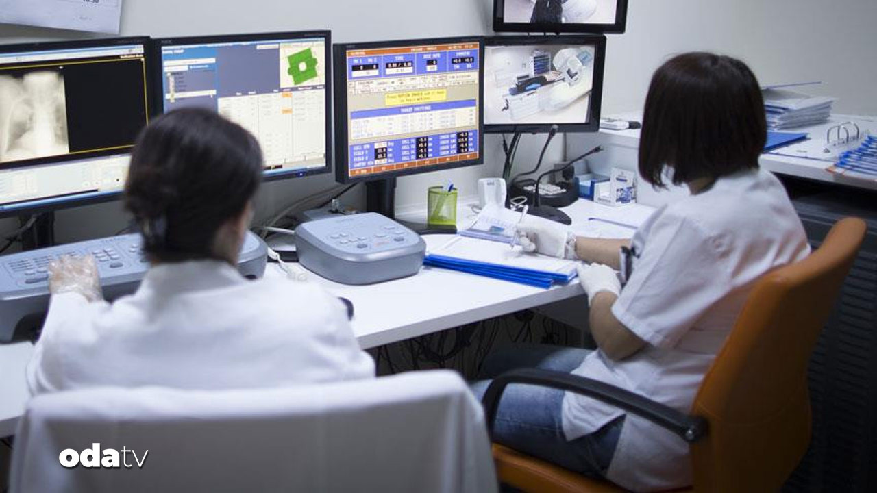 saglik bakanligina 18 bin personel iste kadrolar Q4KngSII