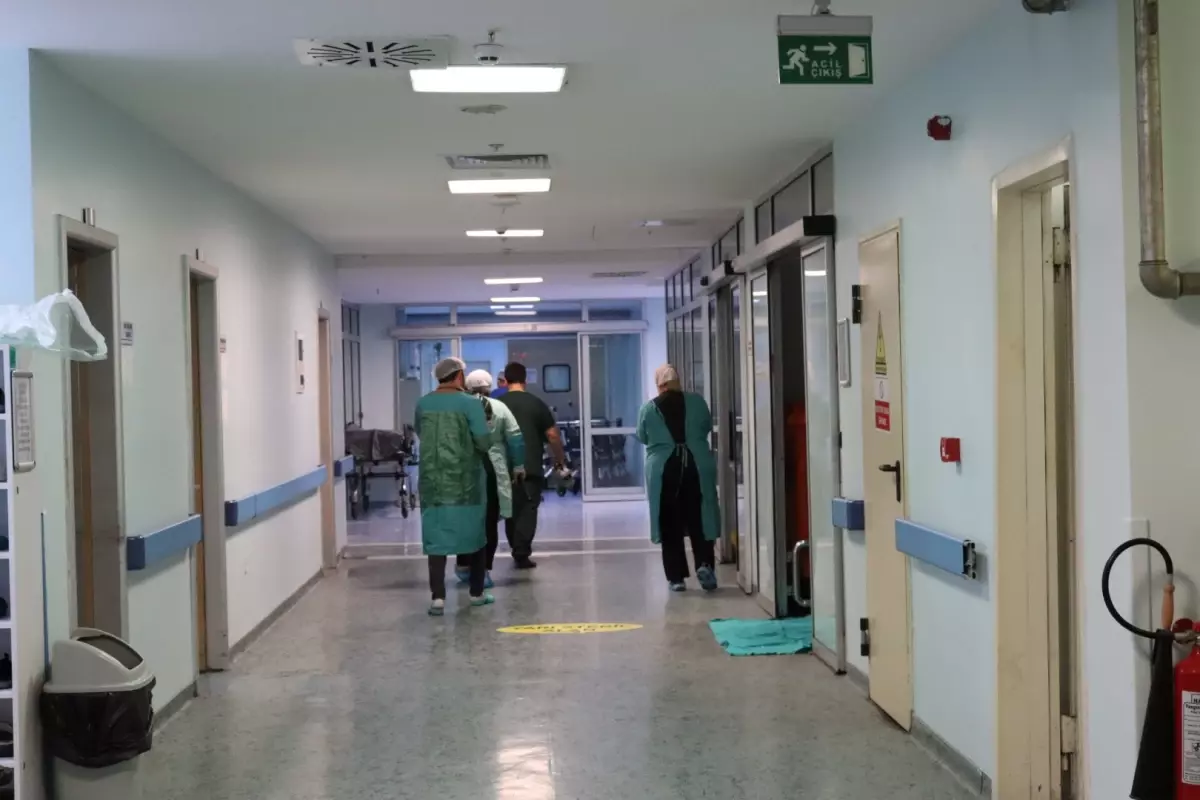 duzcede beyin olumu gerceklesen hastanin organlari nakil icin hazirlaniyor 2CDMmpWQ