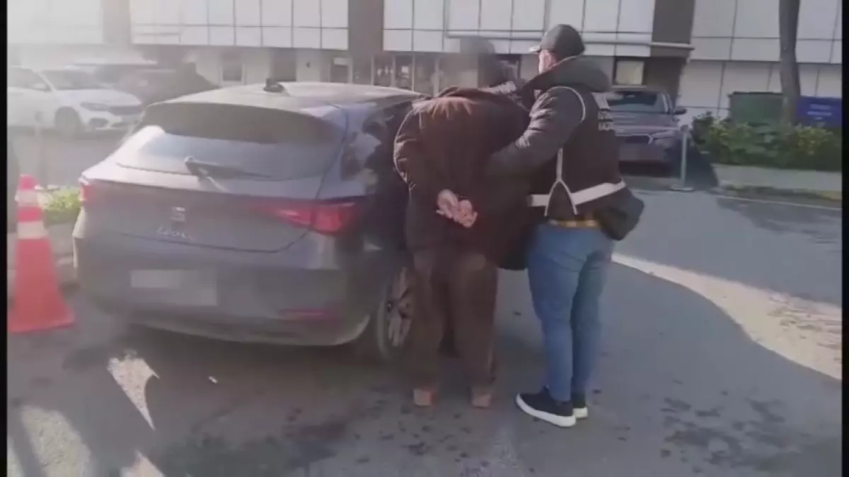 istanbul ve bursada kacak sigara operasyonu t7DEv9Nf.jpg