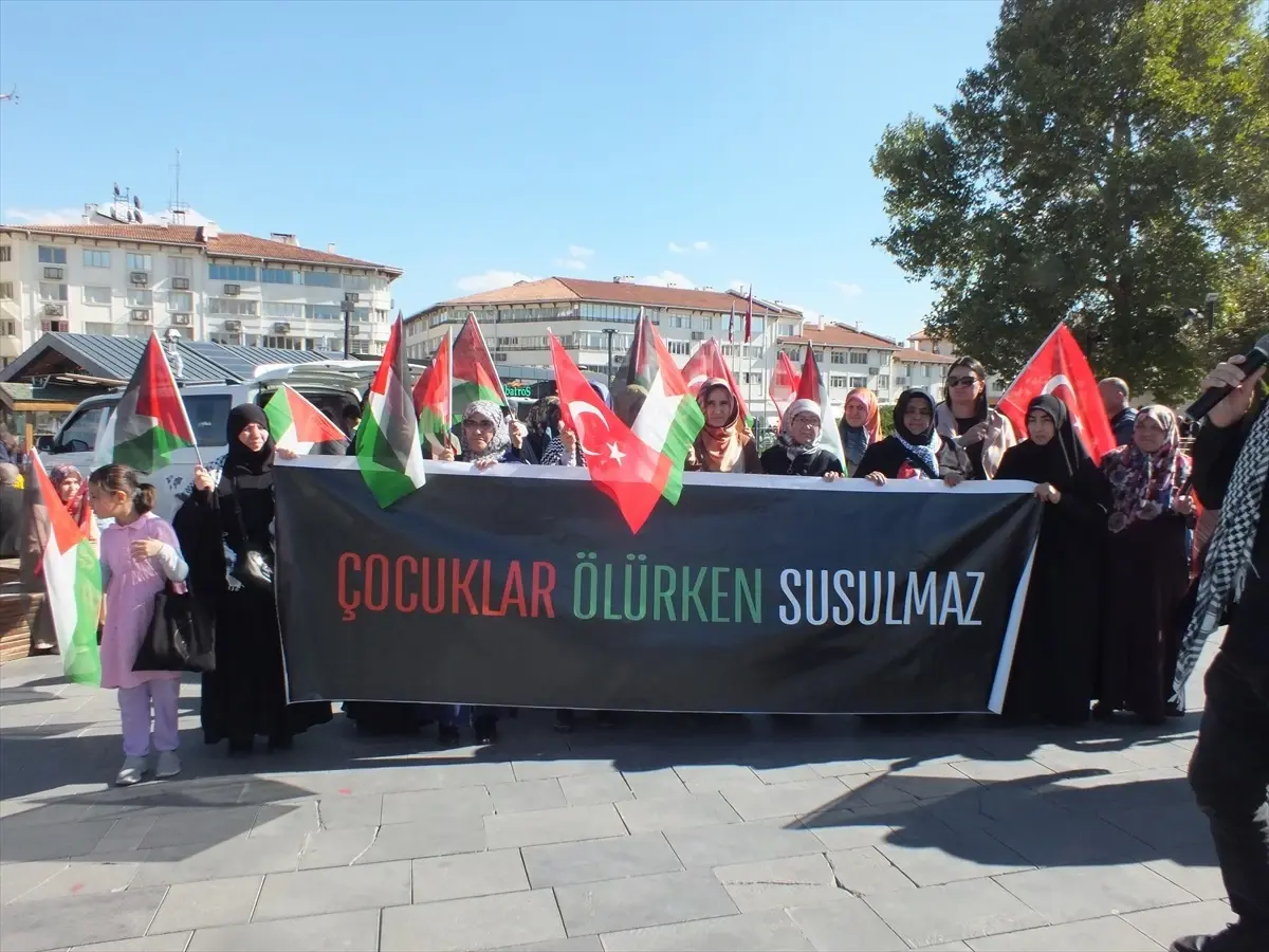 sivasta filistin icin destek aciklamasi EpR7Riws