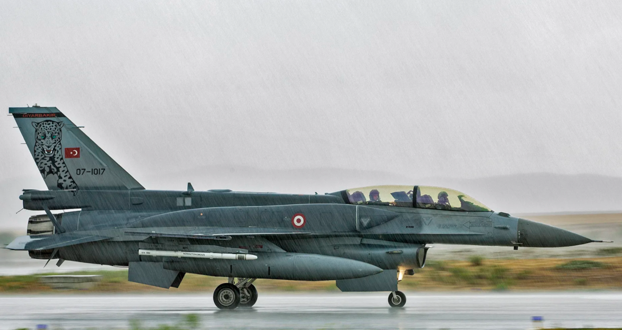 eurofighter tuzlu gelmisti ankara o eski ucaklar icin yeniden masaya oturuyor CNesMAY2.jpg