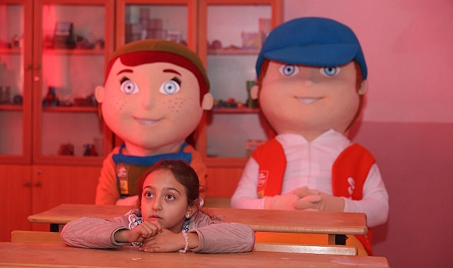 ilgin gokceyurtun tek ilkokul ogrencisi ilaydaya milli tohum bilinci kazandirildi Hhn2r2Va.jpg