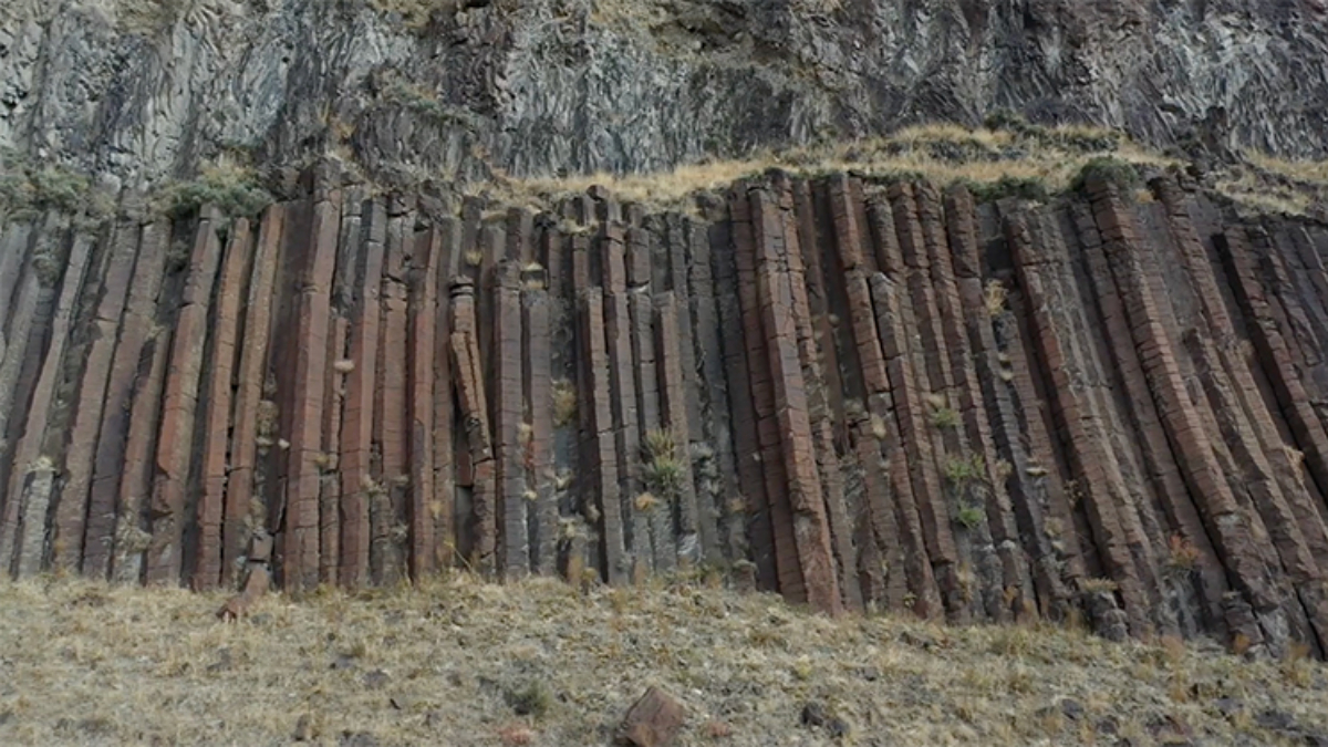 kagizmandaki 7 milyon yillik sutunlar bilimsel literature girdi B9YCIEAd.jpg