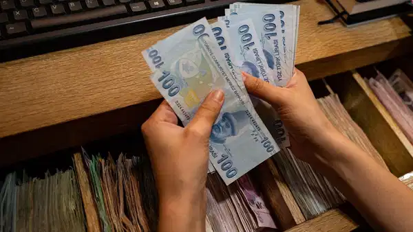 emekli-maasini-tasiyana-30-bin-tlye-varan-odeme-iste-en-yuksek-promosyon-veren-bankalar-77EhfBwK