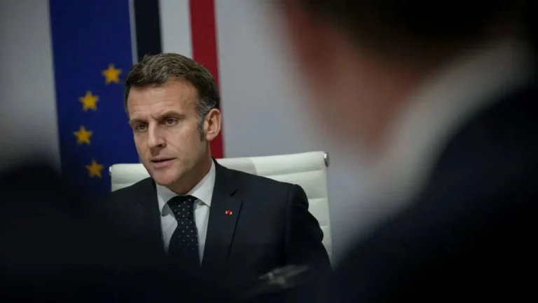 macrondan-iran-aciklamasi-saf-degiliz-ancak-onlara-karsi-savasta-da-degiliz-rwMtJGZT