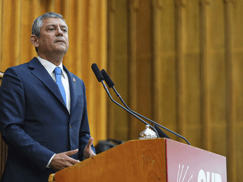 Son dakika… Özgür Özel görevden mi alındı? CHP’den açıklama geldi
